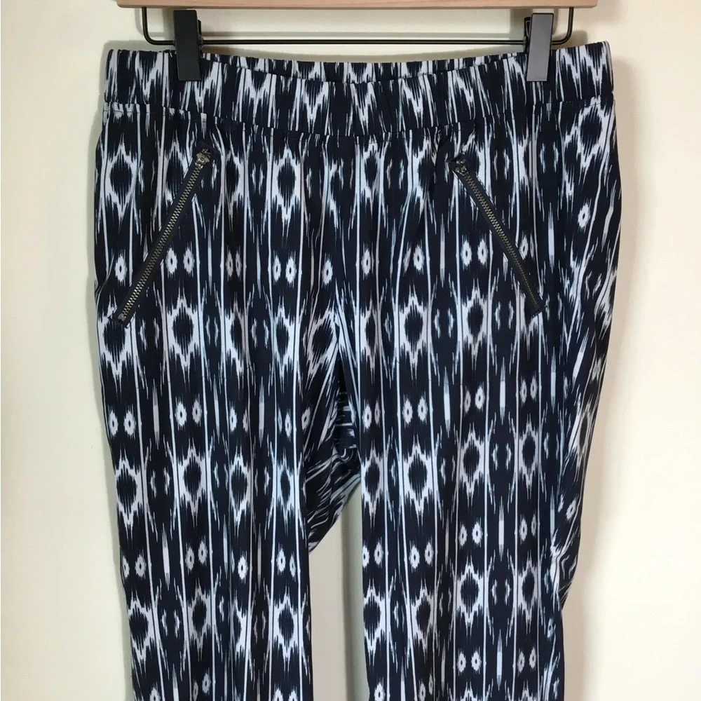 Athleta‎ Ikat Reflection Aspire Ankle Pant